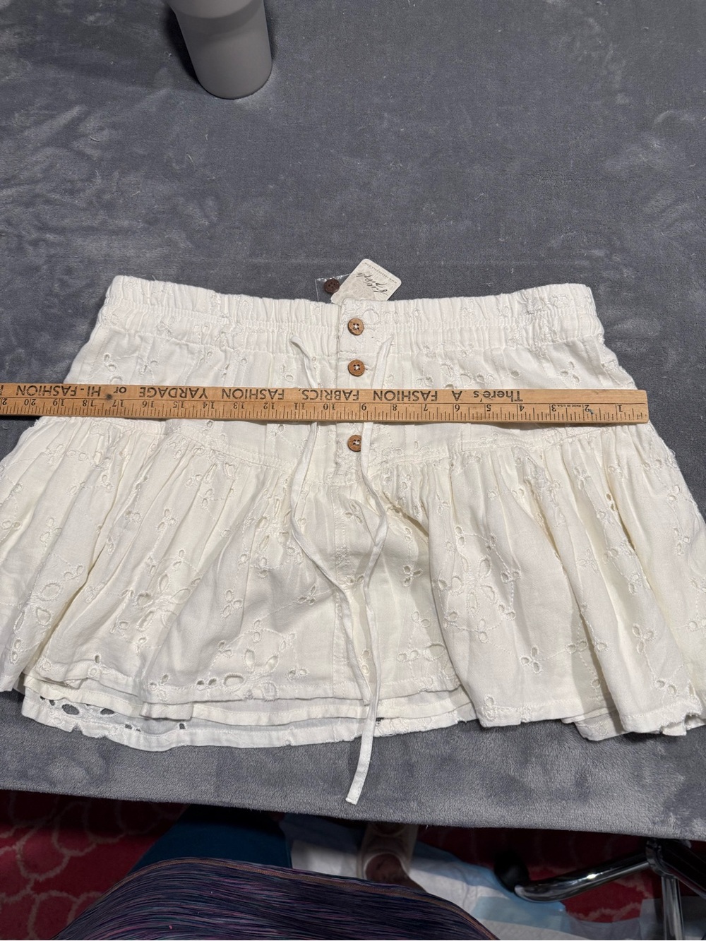 Free People Roselle Eyelet Skirt in Ivory size large - Picture 7 of 8